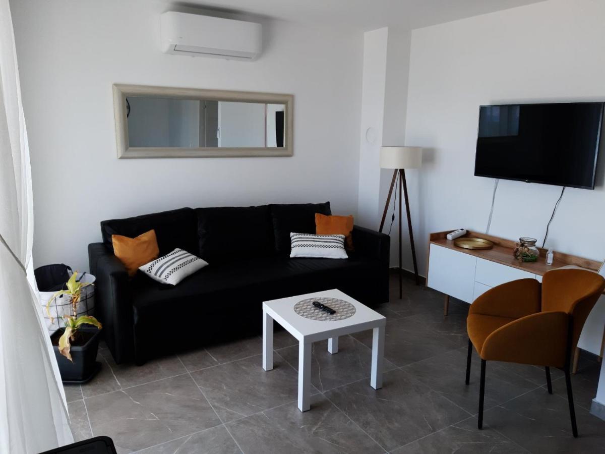 Gita Apartmani Čižići Bagian luar foto