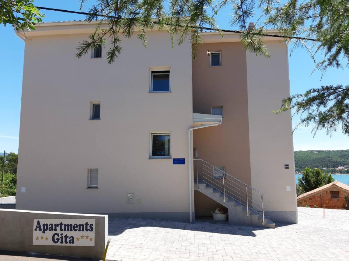 Gita Apartmani Čižići Bagian luar foto